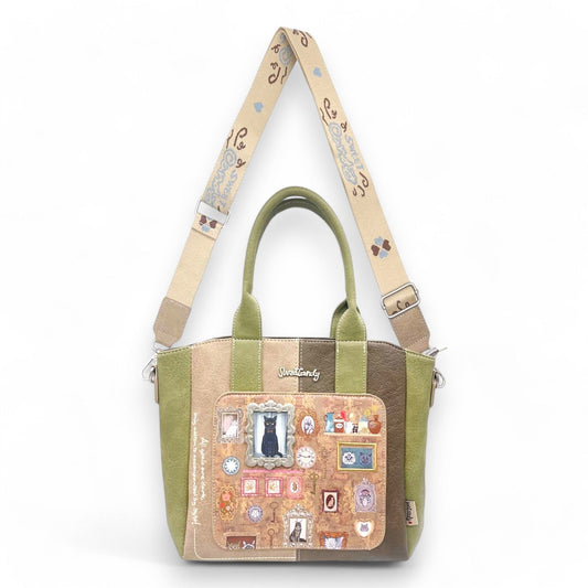 Vintage Gallery Süßigkeiten-Handtasche mit grün-beigem Farbmuster und dekorativer Vordertasche mit Katzenmotiven und Uhren