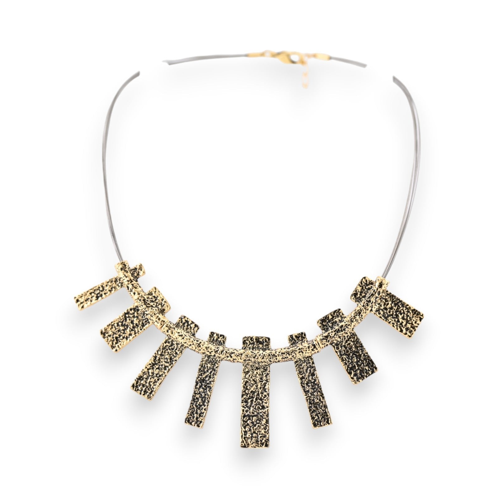 Vintage-Gold Choker-Halskette mit texturierten, rechteckigen Anhängern auf silbernem Draht, modernes Statement-Schmuckstück