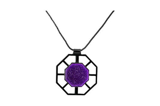 Violette geometrische HEXAGONAL-Halskette von Ikita