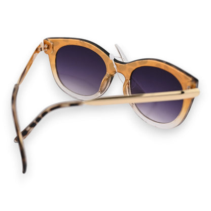 Stylische Sonnenbrille mit zweifarbigem Rahmen in Leopard-Braun und Beige, dunkle Gläser und goldene Bügel